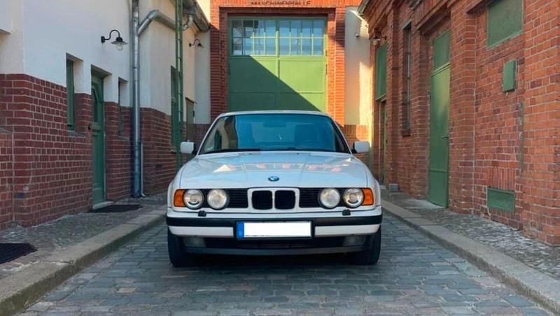 Gebraucht BMW 525 Executive 192 PS (141 kW) 1993 Weiß Limousine