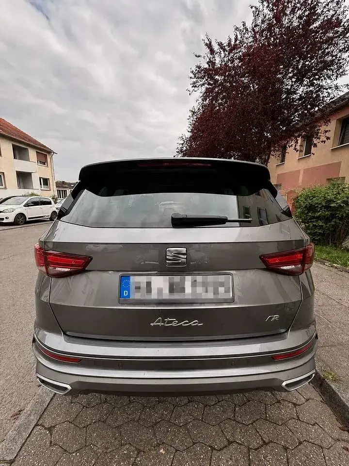 Gebraucht Seat Ateca FR 150 PS (110 kW) 2023 Grau SUV