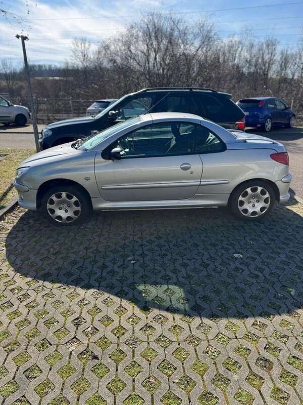 Gebraucht 2004 Peugeot 206 Quiksilver Limousine | 1.200 € (Guter Preis) - Bild 1/4