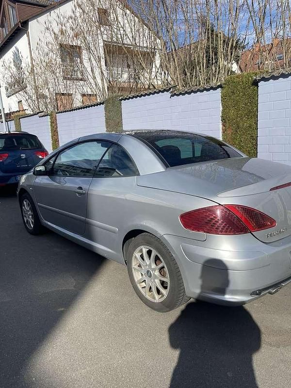 Gebraucht Peugeot 307 CC Tendance 136 PS (100 kW) 2006 Cabrio