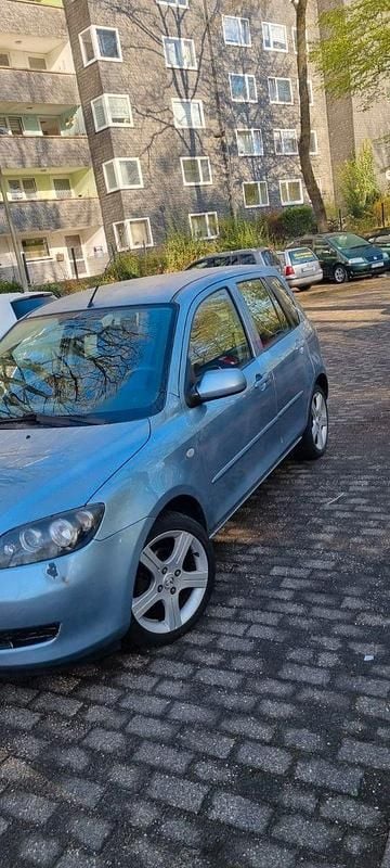 Gebraucht Mazda 2 86 PS (63 kW) 2007 Blau Kleinwagen