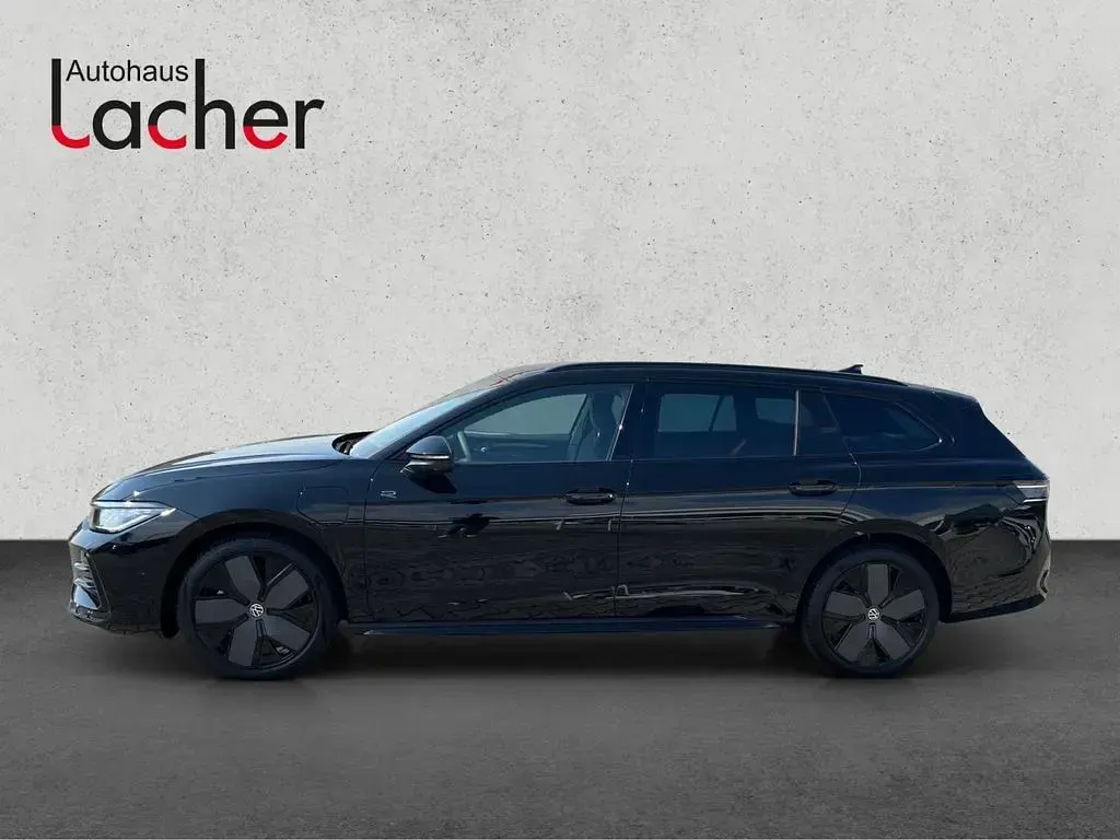 Neu VW Passat R-line 272 PS (200 kW) 2026 Schwarz Kombi