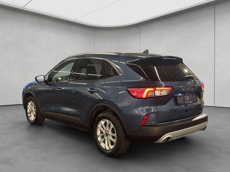 Gebraucht Ford Kuga Titanium 224 PS (164 kW) 2022 Blau SUV