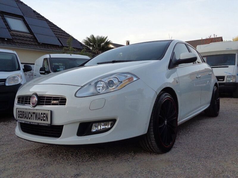Weiß Gebraucht 2009 Fiat Bravo Active Kleinwagen | 2.750 € (Fairer Preis) - Bild 1/4