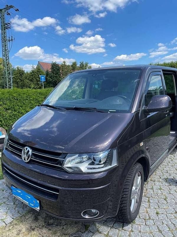Gebraucht VW Multivan Highline 179 PS (131 kW) 2015 Braun Van / Kleinbus