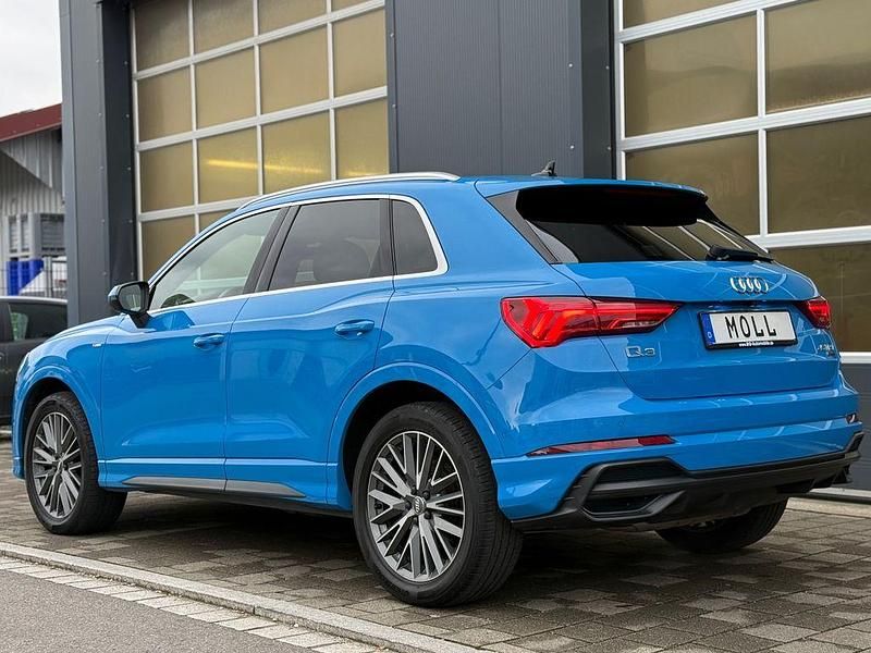 Gebraucht Audi Q3 S-Line 230 PS (169 kW) 2019 Blau SUV