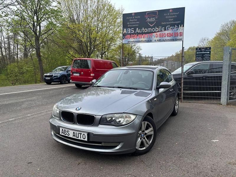 Gebraucht BMW 120 Performance 177 PS (130 kW) 2009 Grau Kleinwagen