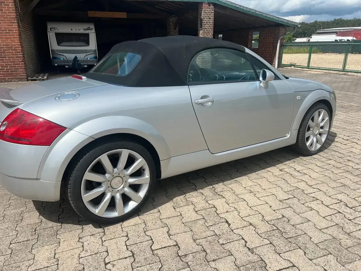 Gebraucht Audi TT 179 PS (131 kW) 2002 Silber Coupé