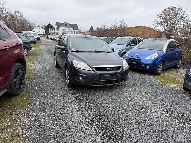 Gebraucht Ford Focus Style 109 PS (80 kW) 2008 Royalgrau met. Kleinwagen