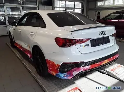 Gebraucht Audi RS3 Ambiente 460 PS (338 kW) 2023 Gletscherweiß metallic Limousine
