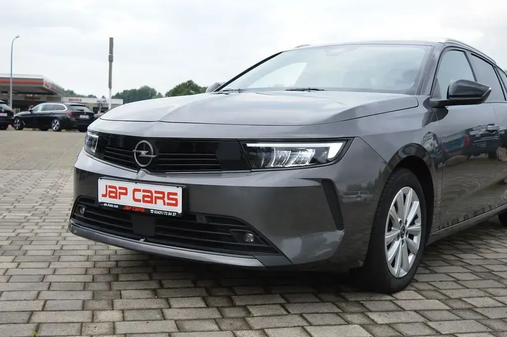 Gebraucht Opel Astra Elegance 131 PS (96 kW) 2023 Vulkangrau Kleinwagen