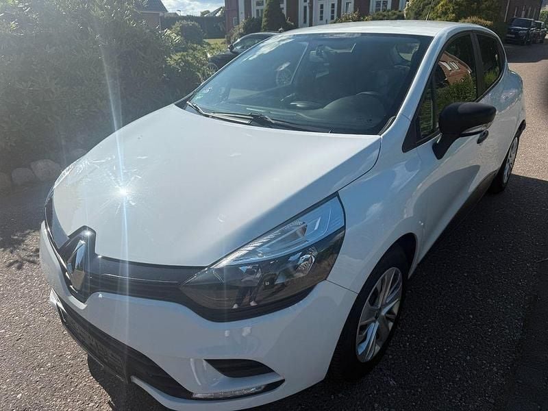 Gebraucht 2018 Renault Clio IV Life Limousine | 6.800 € (Superpreis) - Bild 1/4