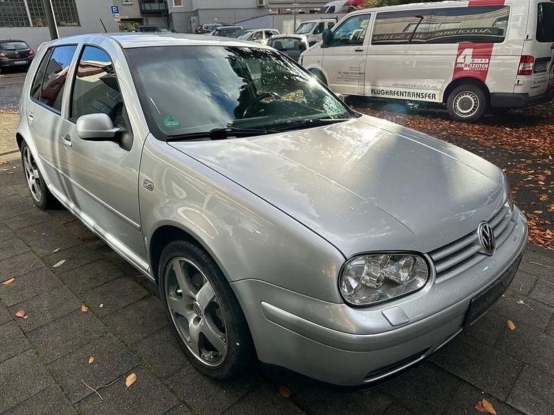 Gebraucht VW Golf IV Highline 150 PS (110 kW) 2001 Silber Limousine