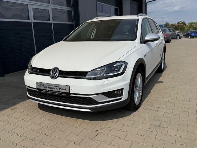 Weiß Gebraucht 2019 VW Golf VII Kombi | 11.980 € (Fairer Preis) - Bild 1/4
