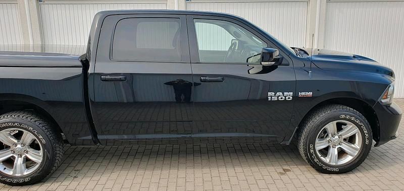 Schwarz Gebraucht 2013 Dodge Ram Abholung | 29.000 € (Superpreis) - Bild 1/4