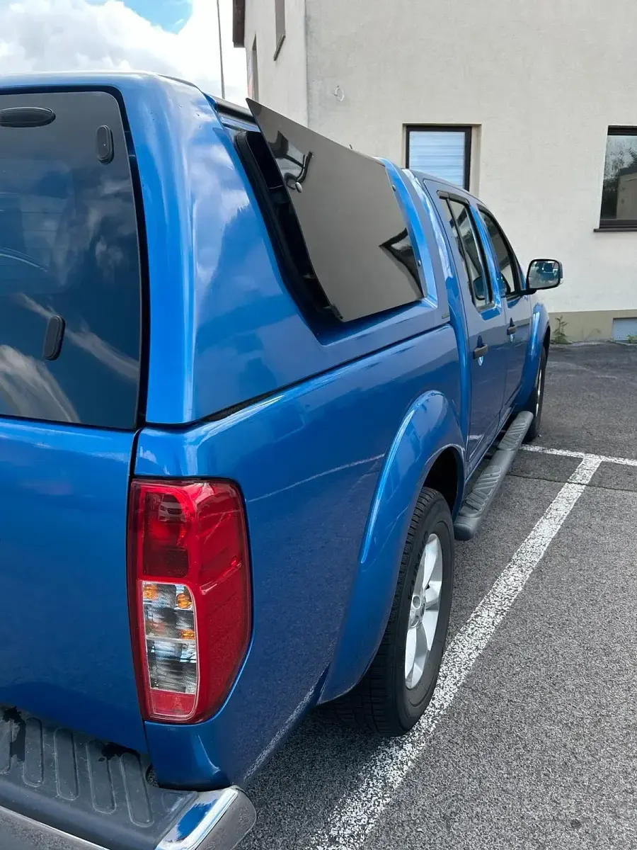 Gebraucht Nissan Navara 190 PS (139 kW) 2012 Blau Pickup