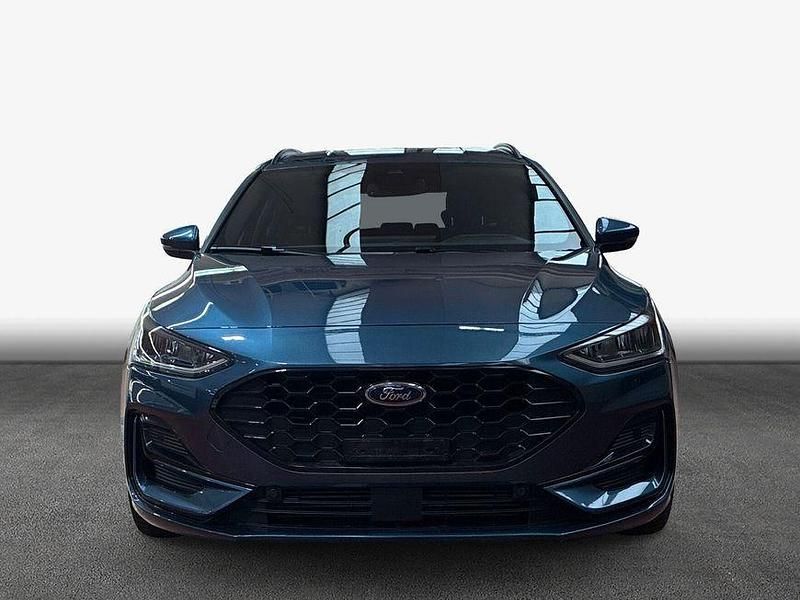Gebraucht Ford Focus ST-Line X 125 PS (91 kW) 2024 Blau Limousine