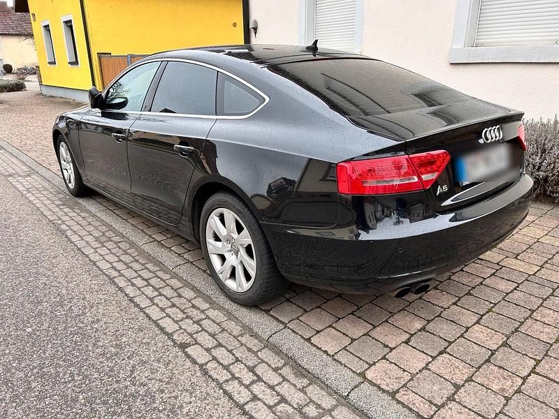 Gebraucht Audi A5 170 PS (125 kW) 2010 Schwarz Coupé