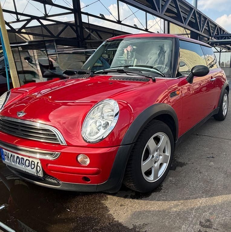 Gebraucht Mini ONE 90 PS (66 kW) 2002 Rot Kleinwagen