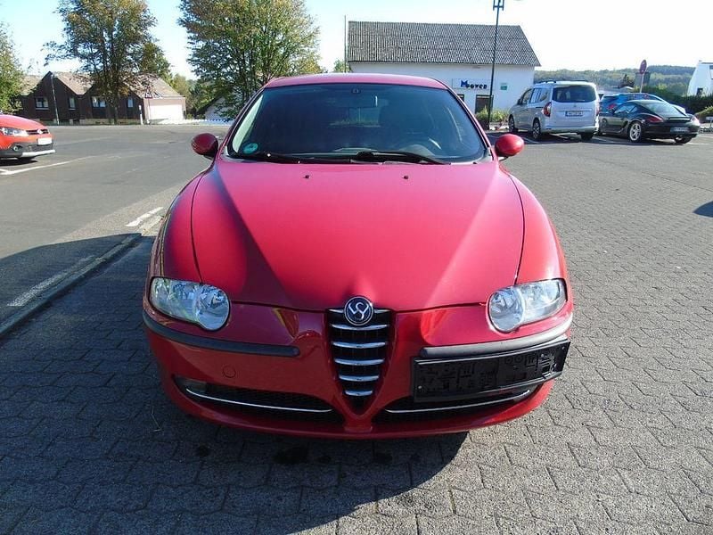 Gebraucht Alfa Romeo 147 Progression 120 PS (88 kW) 2003 Rot Kleinwagen