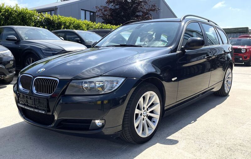 Schwarz Gebraucht 2010 BMW 318 Kombi | 3.390 € (Superpreis) - Bild 1/4