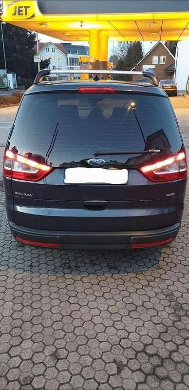 Gebraucht Ford Galaxy Ghia 140 PS (102 kW) 2009 Van / Kleinbus