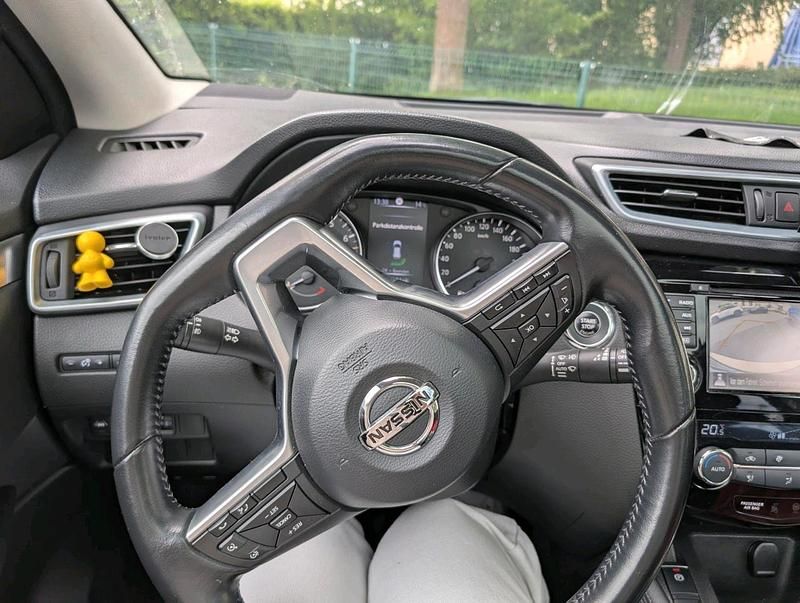Weiß Gebraucht 2018 Nissan Qashqai SUV | 13.000 € - Bild 1/4