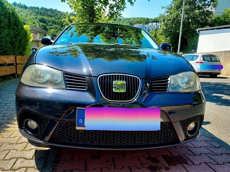 Schwarz Gebraucht 2007 Seat Ibiza Sport Limousine | 999 € (Superpreis) - Bild 1/4