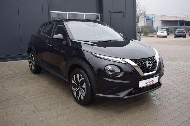 Gebraucht Nissan Juke Acenta 114 PS (83 kW) 2025 Pearl black SUV