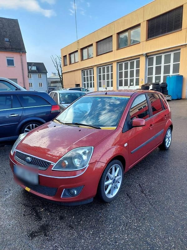 Gebraucht Ford Fiesta 2006 Rot Kleinwagen