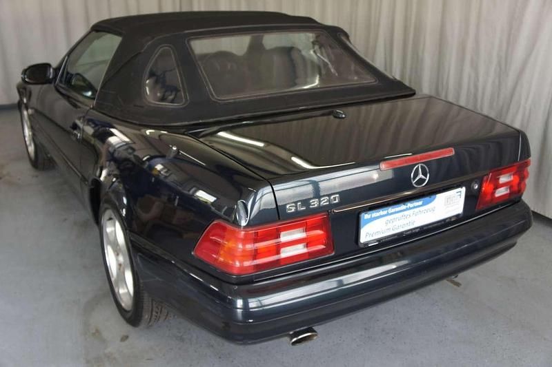 Gebraucht Mercedes SL320 224 PS (164 kW) 2000 Smaragdschwarz 189 Cabrio
