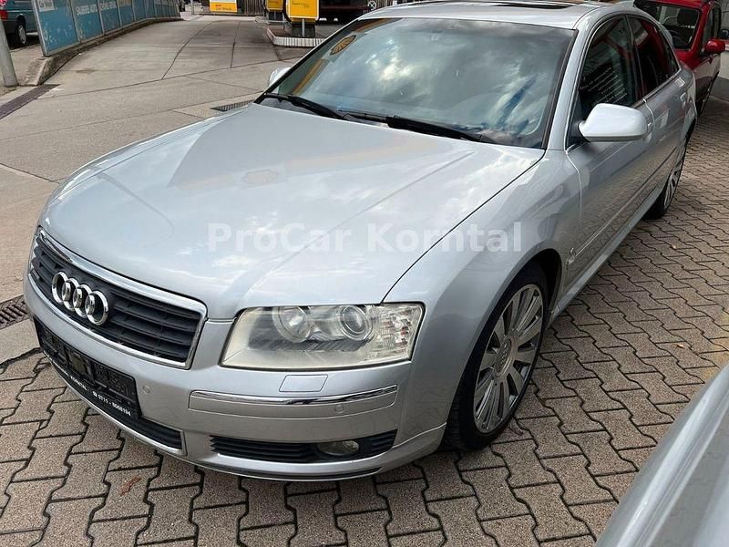 Second-hand Audi A8 280 CP (205 kW) 2004 Argintiu Berlinǎ