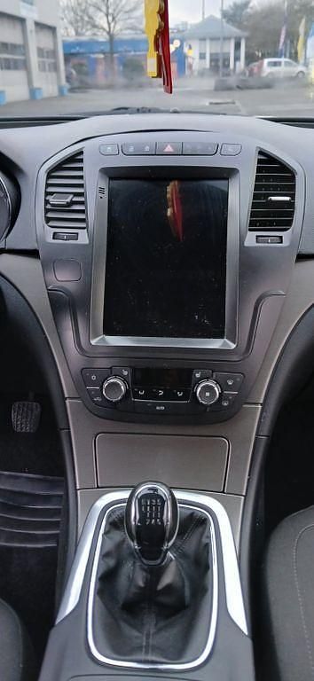 Gebraucht Opel Insignia 110 PS (80 kW) 2011 Silber Limousine