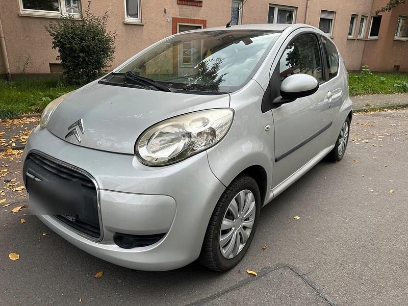 Silber Gebraucht 2009 Citroën C1 Kleinwagen | 1.500 € (Superpreis) - Bild 1/4