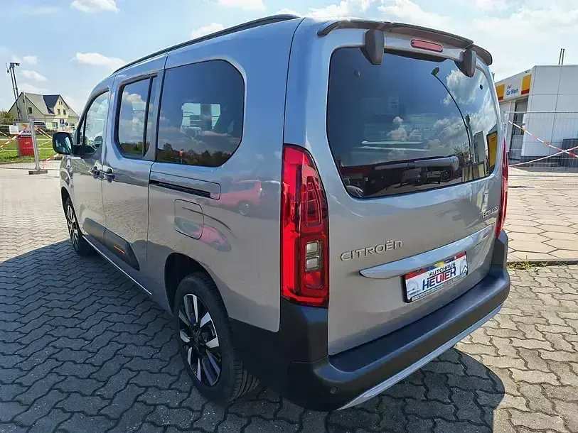 Neu Citroën Berlingo 131 PS (96 kW) 2026 Stahlgrau Van / Kleinbus