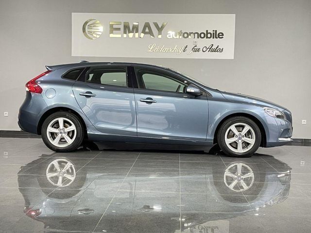Gebraucht Volvo V40 You! 150 PS (110 kW) 2014 Blau Kombi