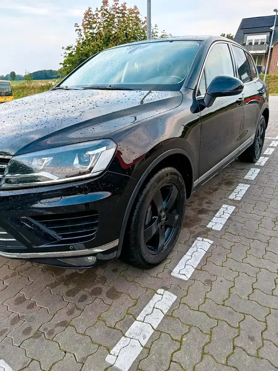 Gebraucht VW Touareg 262 PS (192 kW) 2017 Schwarz SUV