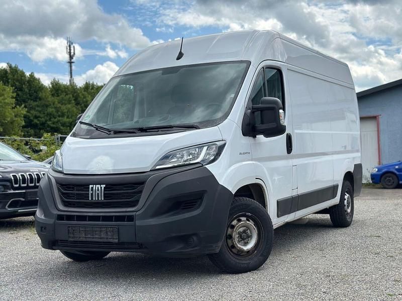 Weiß Gebraucht 2021 Fiat Ducato Van | 17.990 € (Superpreis) - Bild 1/4