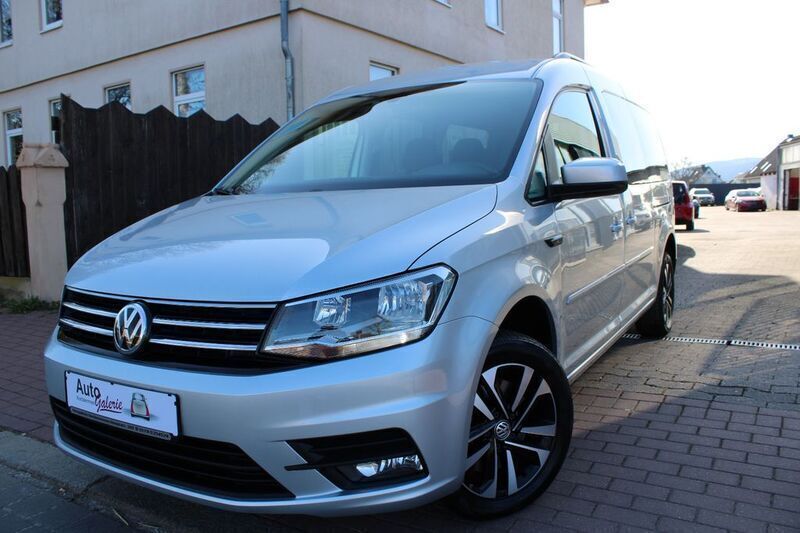 Silber Gebraucht 2016 VW Caddy Maxi Comfortline Van / Kleinbus | 16.990 € (Fairer Preis) - Bild 1/4