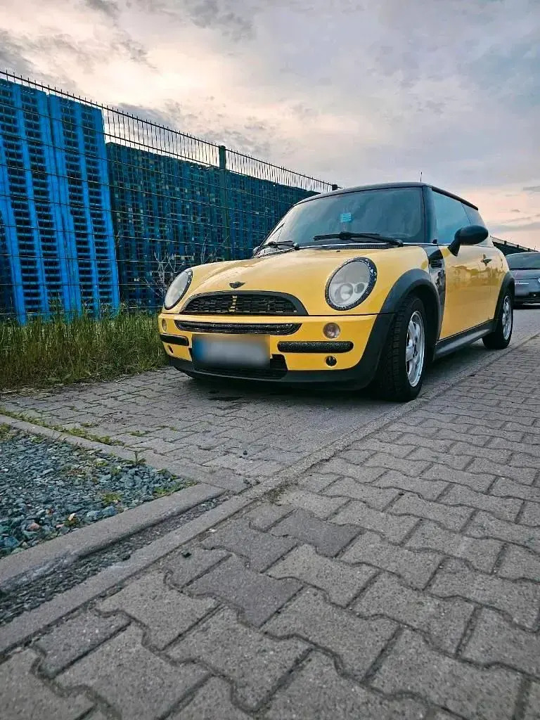 Brugt Mini Cooper 75 HK (55 kW) 2003 Gul Hatchback