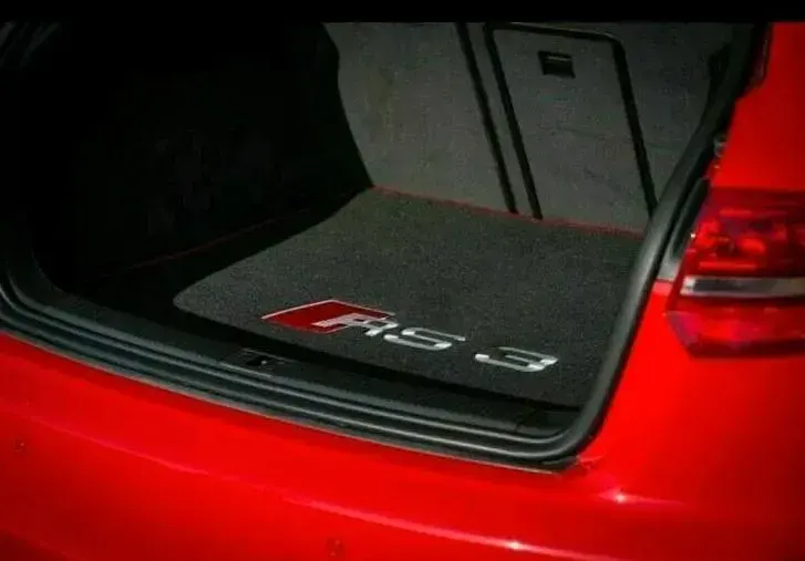 Gebraucht Audi RS3 Exclusive 340 PS (250 kW) 2013 Rot Limousine