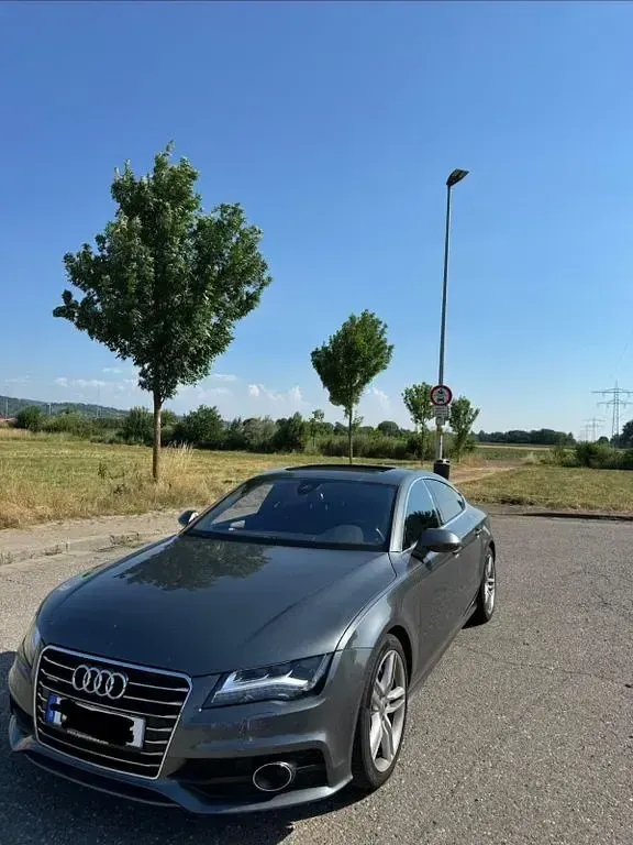 Gebraucht Audi A7 Comfort 313 PS (230 kW) 2012 Grau Kleinwagen