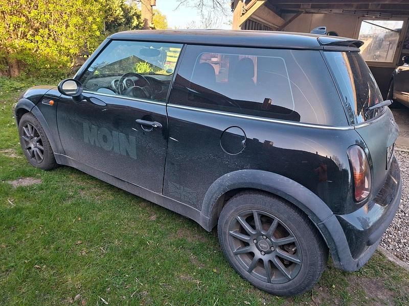 Usata Mini Cooper 115 CV (84 kW) 2003 Nero Utilitaria