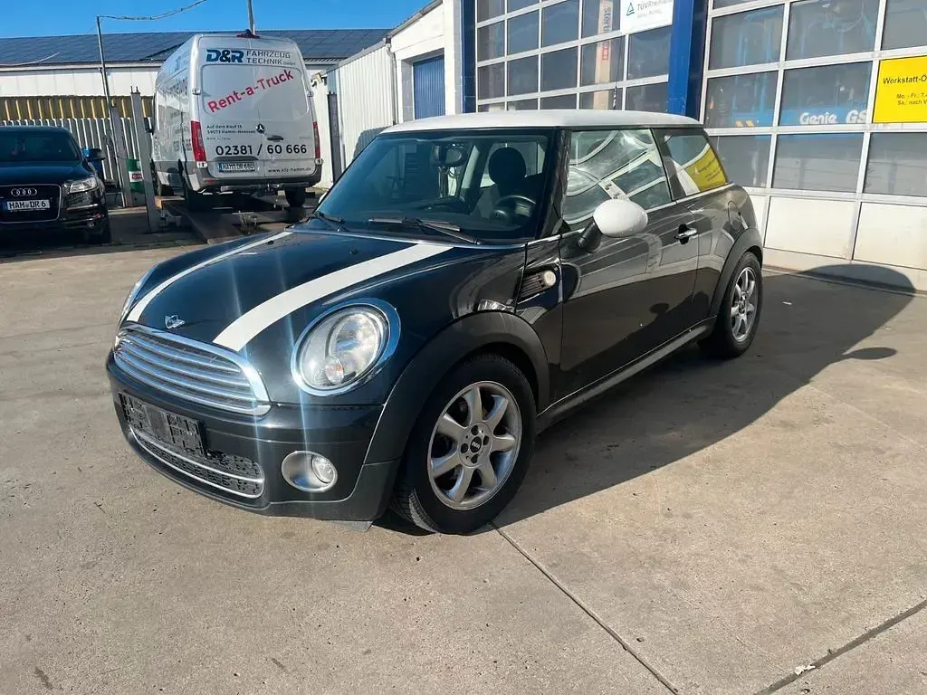 Gebraucht Mini Cooper 109 PS (80 kW) 2011 Schwarz Kleinwagen