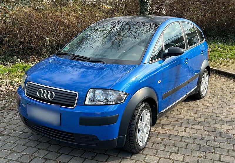 Blau Gebraucht 2004 Audi A2 Comfort Kleinwagen | 4.500 € (Etwas zu teuer) - Bild 1/4