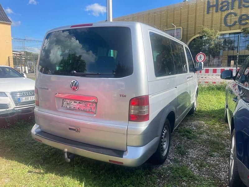 Second-hand VW T5 131 CP (96 kW) 2004 Argintiu Van