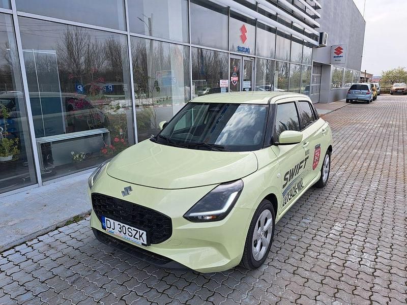 Gelb Gebraucht 2024 Suzuki Swift Comfort Limousine | 15.600 € (Superpreis) - Bild 1/4