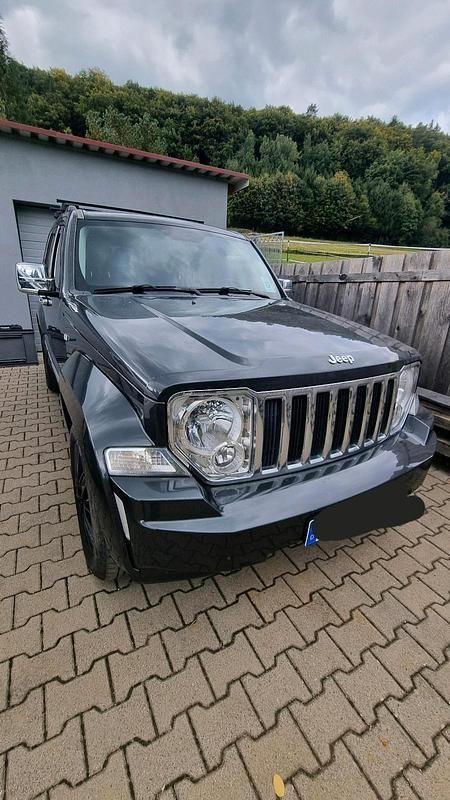 Schwarz Gebraucht 2011 Jeep Cherokee Limited SUV | 10.500 € (Fairer Preis) - Bild 1/4