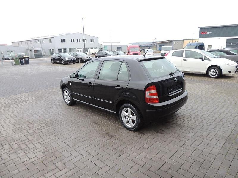 Gebraucht Skoda Fabia 64 PS (47 kW) 2005 Schwarz Limousine