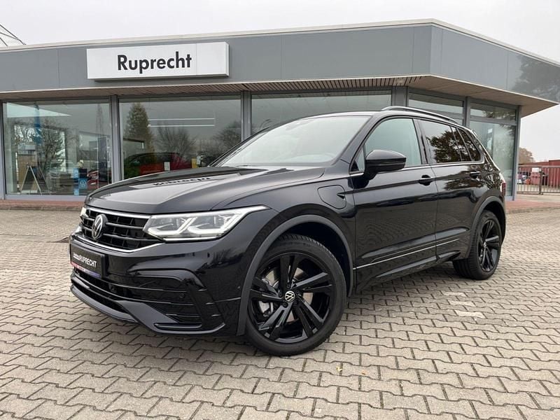 Schwarz Gebraucht 2024 VW Tiguan R-line SUV | 46.190 € (Guter Preis) - Bild 1/4